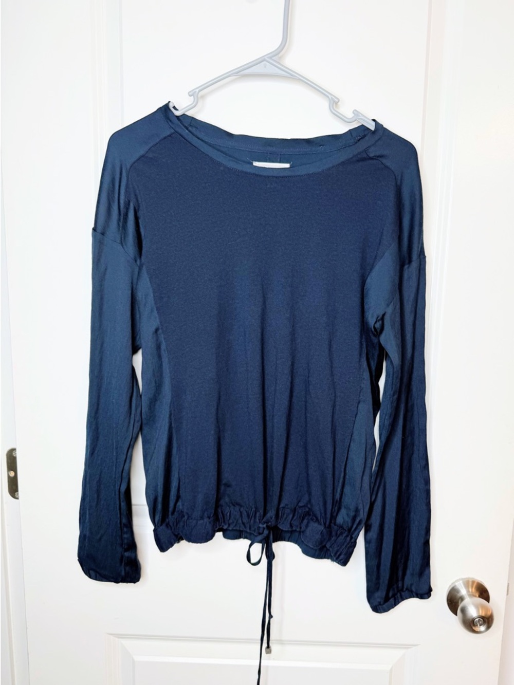 Lou & Grey Navy Drawstring Hem Blouse Womens Small Long Sleeve Soft Top